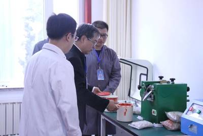 警惕色彩 科學(xué)揭示紅黃衣物新材料技術(shù)開發(fā)的潛在風(fēng)險(xiǎn)